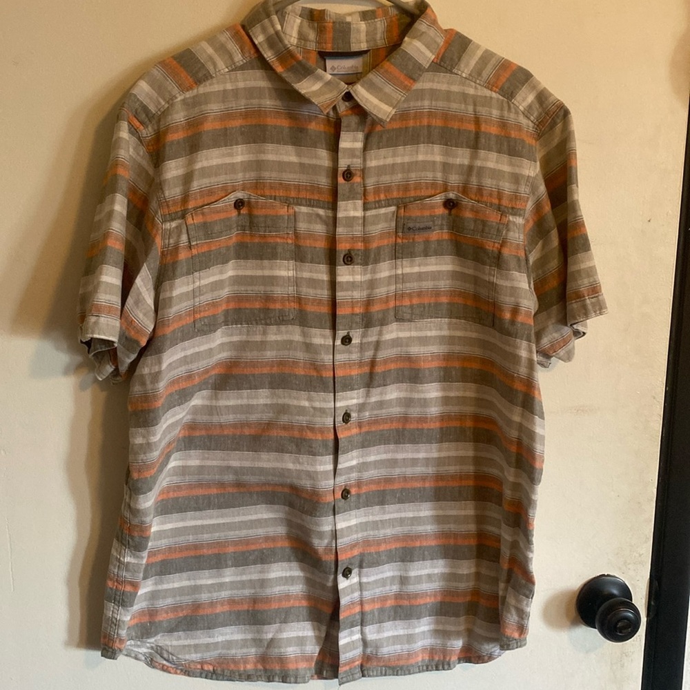 Men’s Columbia button up